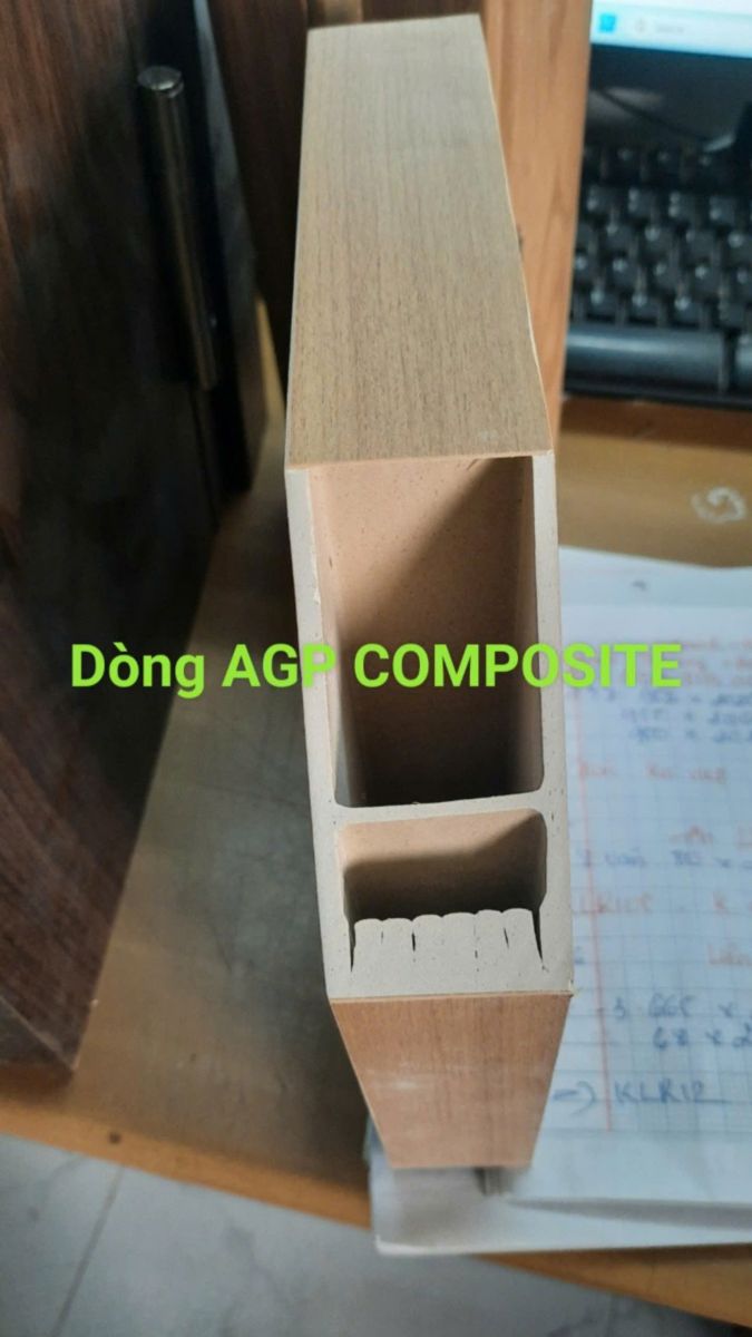 phôi  cửa nhựa composite cánh mỏng