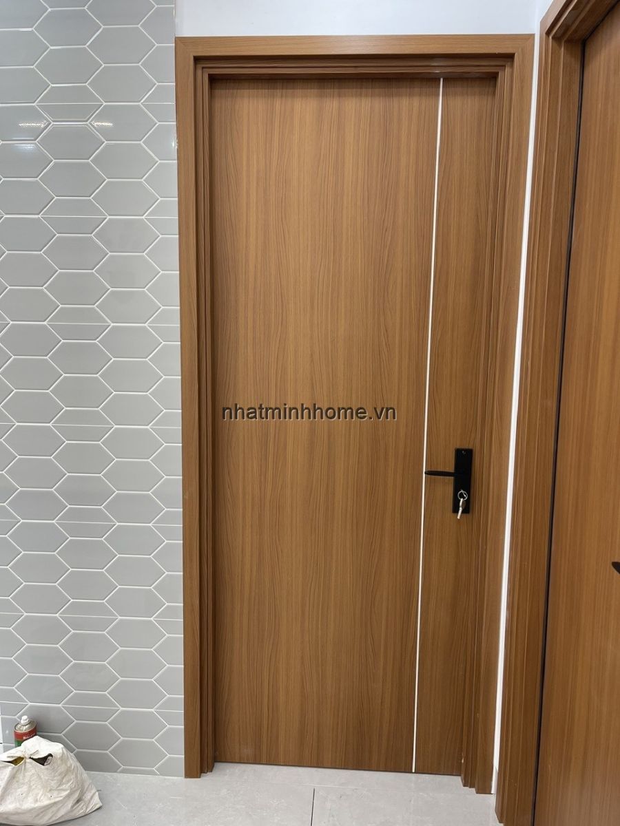 cửa nhauwj composite CNC rãnh sơn trắng tạo điểm nhấn