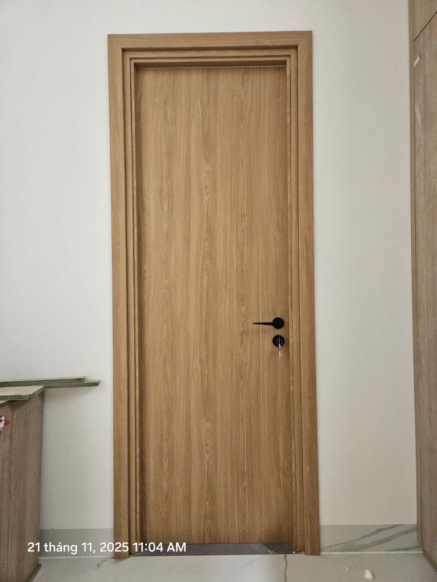mẫu cửa phòng ngủ vân gỗ sồi đẹp