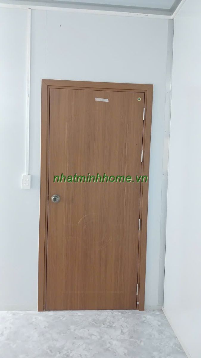 cửa nhựa gỗ composite chống nước, chống mối mọt tuyệt đối