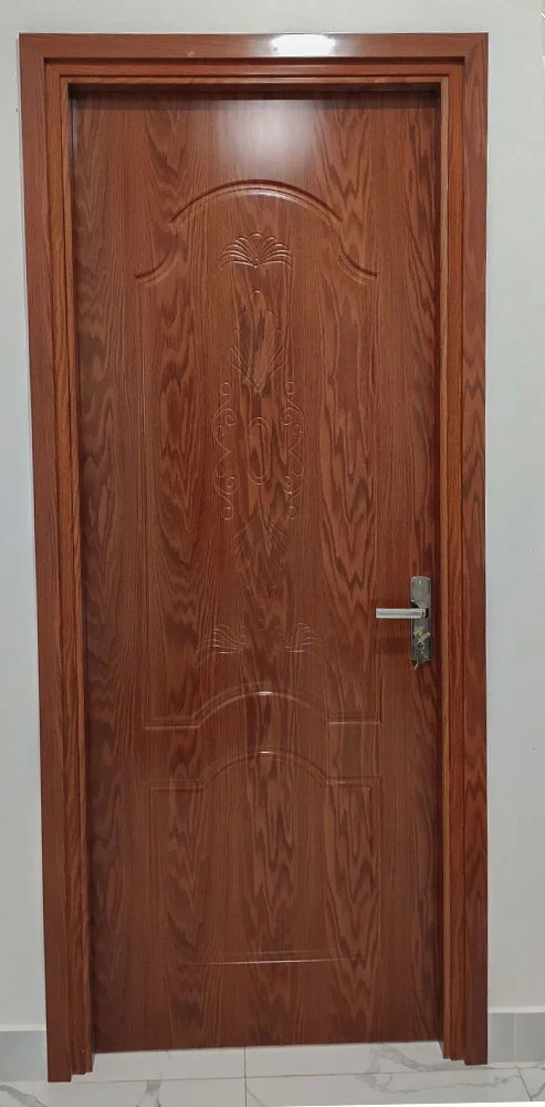 cưa3r phòng ngủ nhựa composite sơn vân gỗ cao cấp lx
