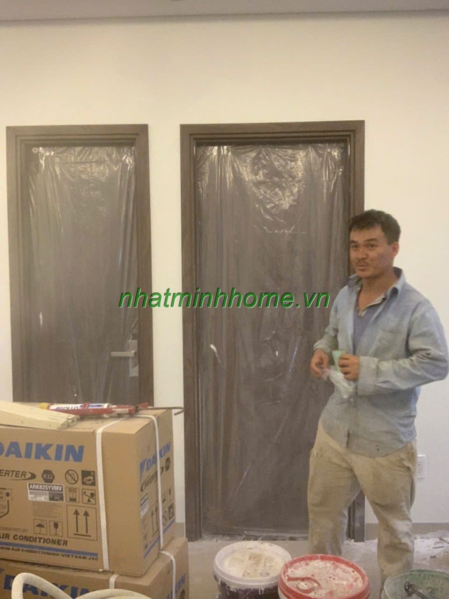 thợ lắp cửa hoàn thiện cửa nhựa composite taijkdc cát lái quận 2