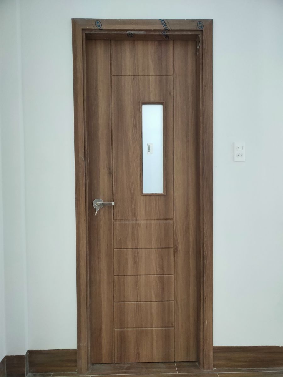 cửa nhựa hàn quốc hạn chế về mẫu và lớp phủ