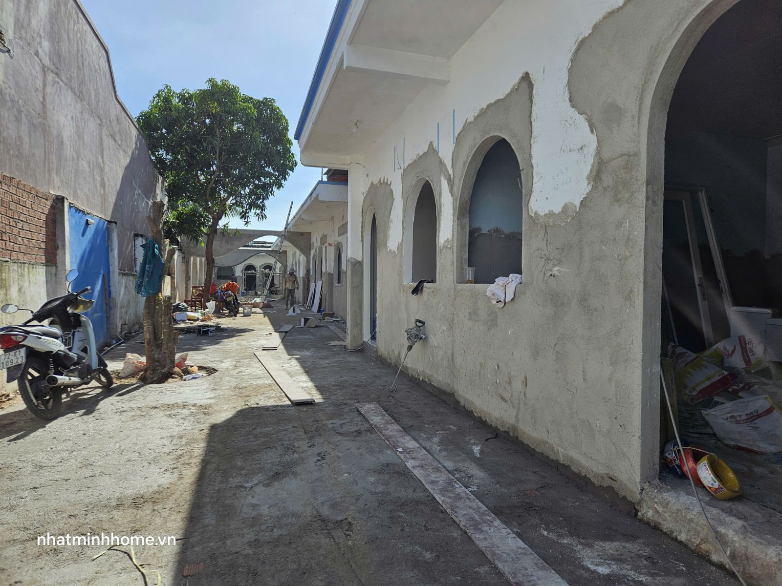 Khảo sát cửa nhựa gỗ composite tại Phước Hải