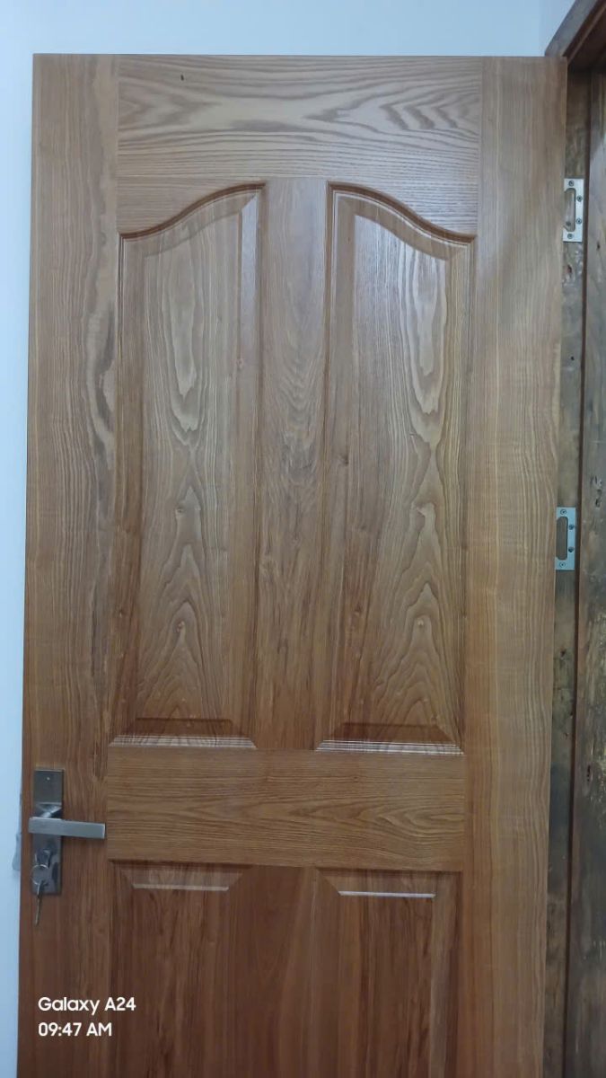 khung cửa bị mục mềm có khả năng bị rơi rớt cánh