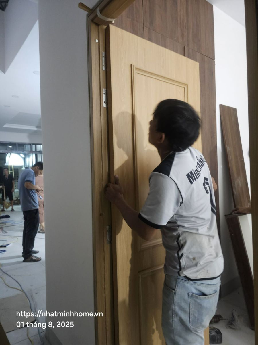 thay cửa tại quận 1 hcm – cửa composite phòng ngủ đẹp